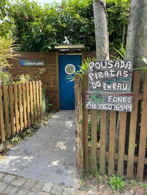 Pousada Piratas Do Embau Guarda do Embaú Kültér fotó